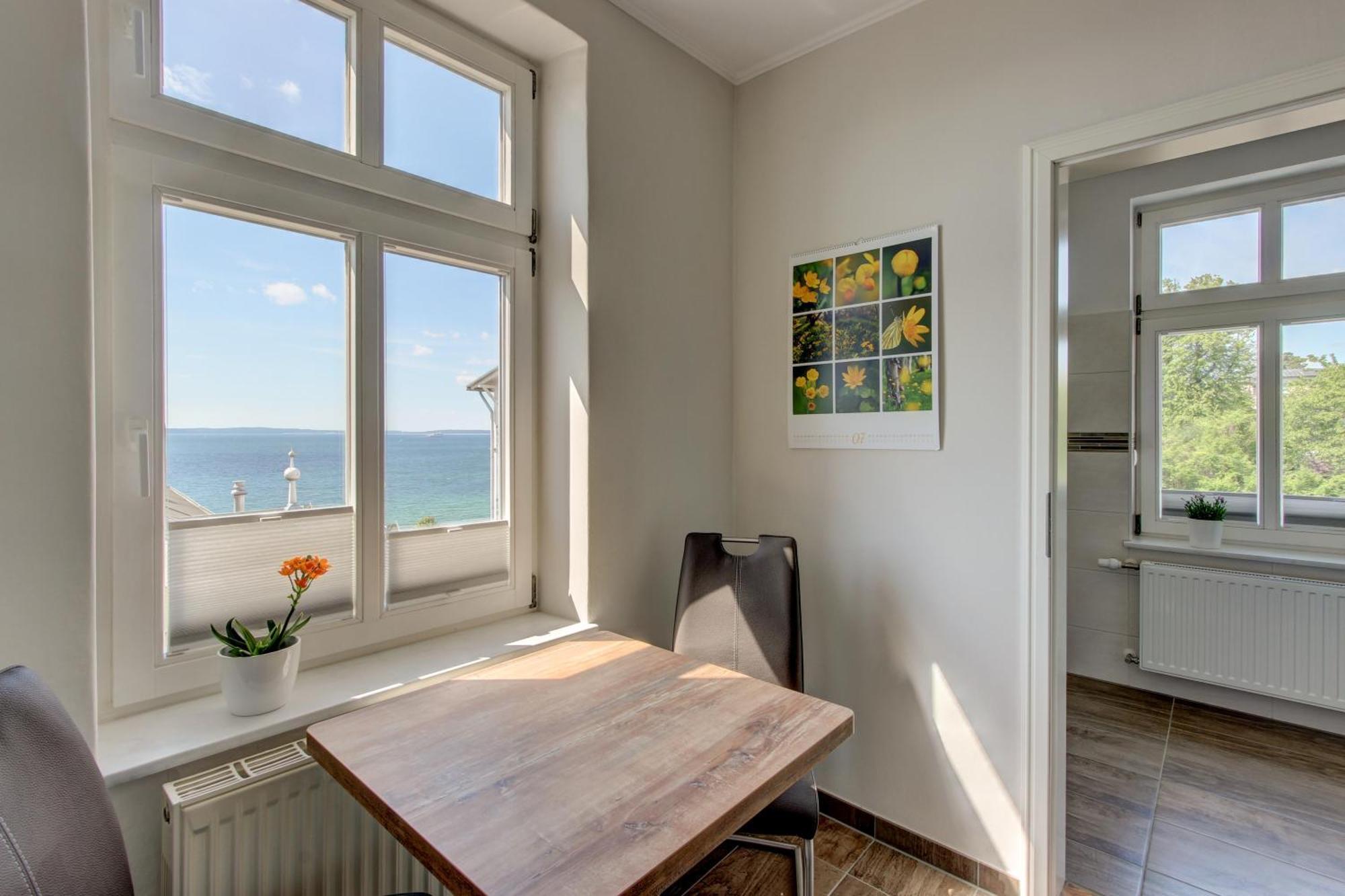Villa Fernsicht - Wohnung Nr 1 - Mit Meerblick Sassnitz Exteriör bild