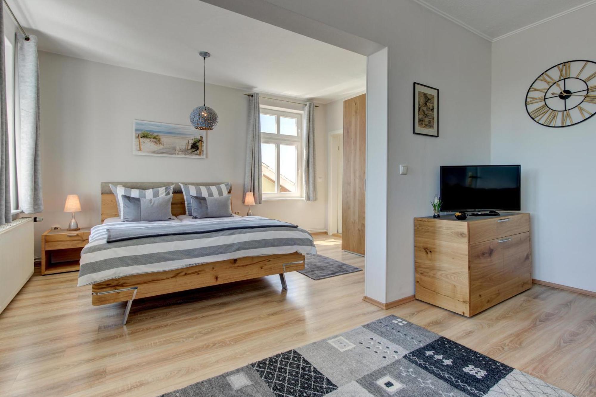 Villa Fernsicht - Wohnung Nr 1 - Mit Meerblick Sassnitz Exteriör bild